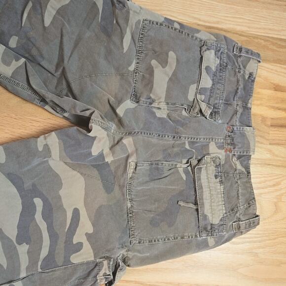 Gap Loose Fit men's camouflage cargo pant size 29 - Picture 4 of 5